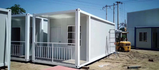 選擇活動(dòng)板房廠家需要注意哪些方面？